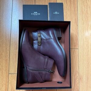 Coach Coleen Bootie Brown Burgundy Buttery Soft Leather Zip Ankle Boots Size 6.5